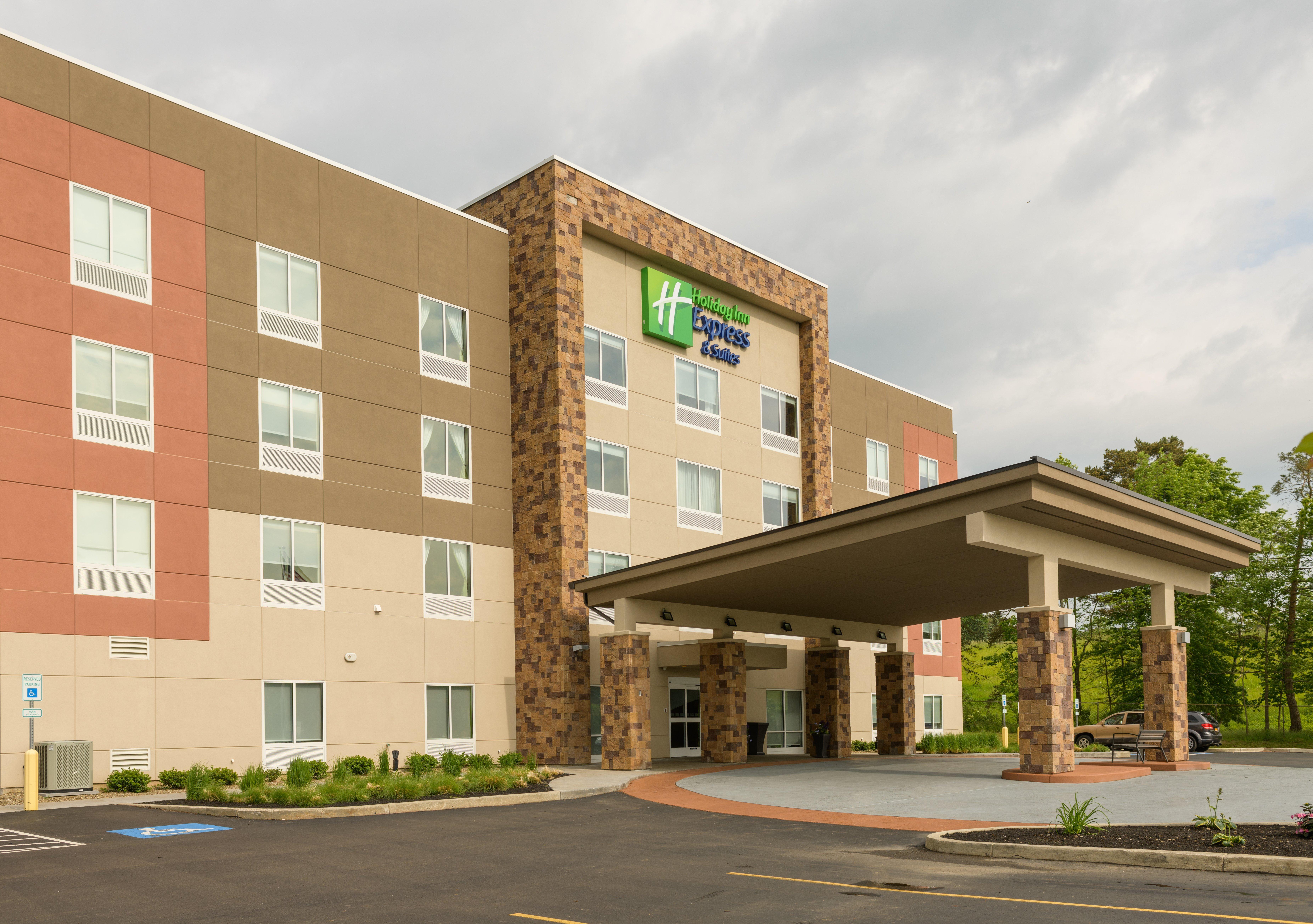 Holiday Inn Express & Suites Jamestown By Ihg Exterior photo